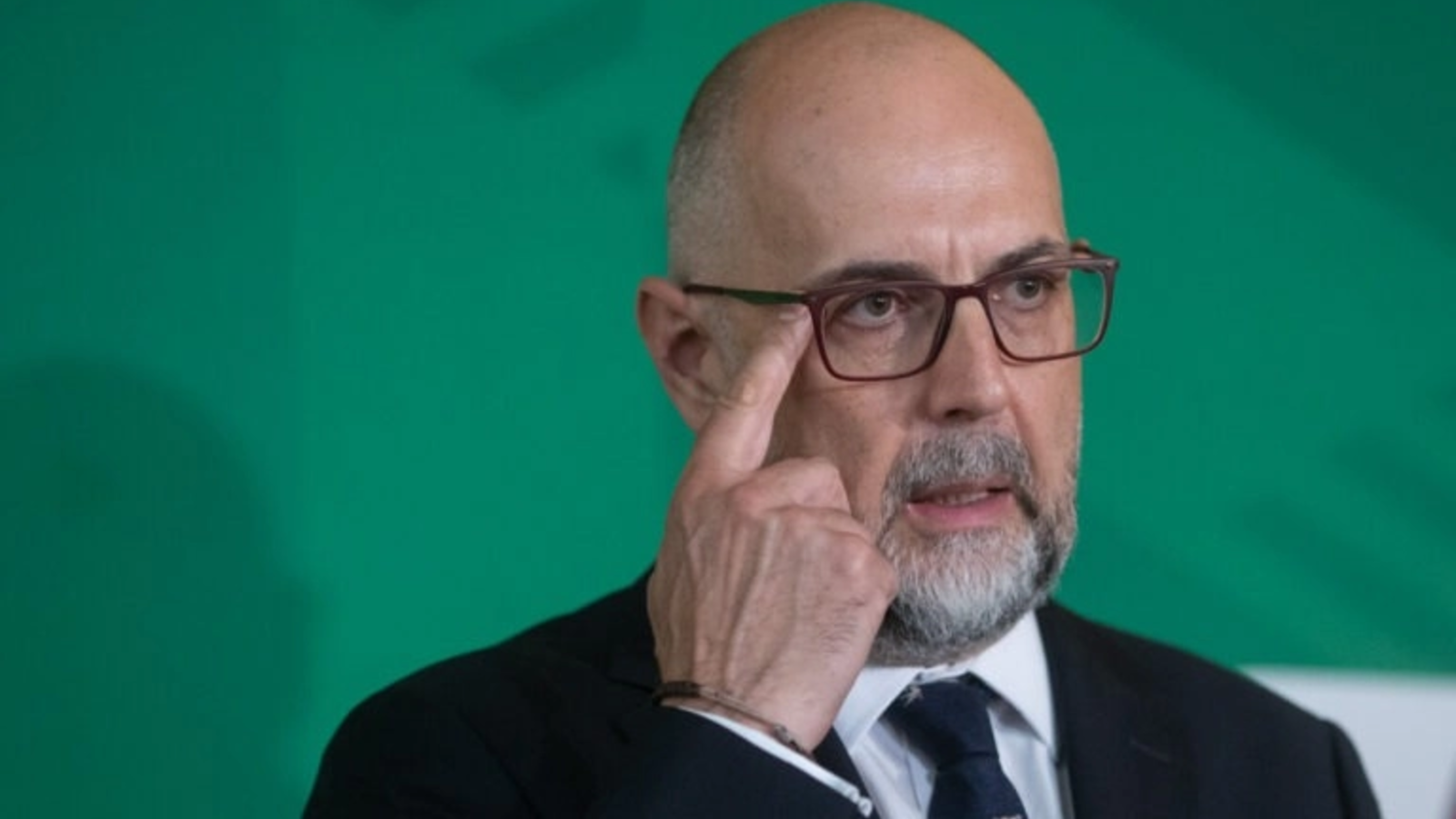 Președintele Uniunii Democraților Maghiari din România (UDMR), Kelemen Hunor, a abordat, marți, posibilitatea formării unui guvern tehnocrat, după o discuție cu ministrul Transporturilor, Sorin Grindeanu