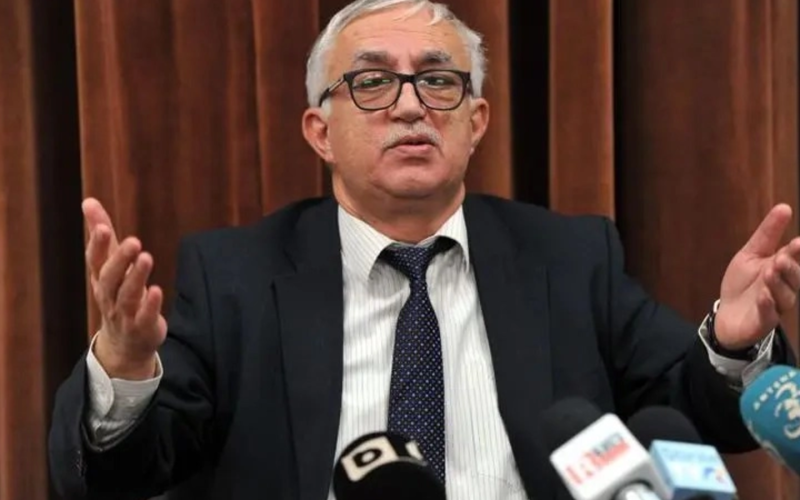 Fostul președinte al Curții Constituționale, Augustin Zegrean, avertizează că sesizarea depusă de Avocatul Poporului împotriva OUG 38, ce vizează industria de apărare, riscă să își piardă din relevanță dacă judecata la CCR se va prelungi
