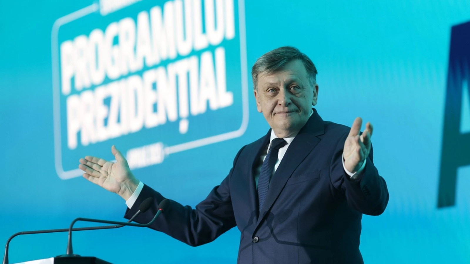 Începe o nouă săptămână cu negocieri pentru formarea noului guvern, în timp ce instabilitatea politică persistă