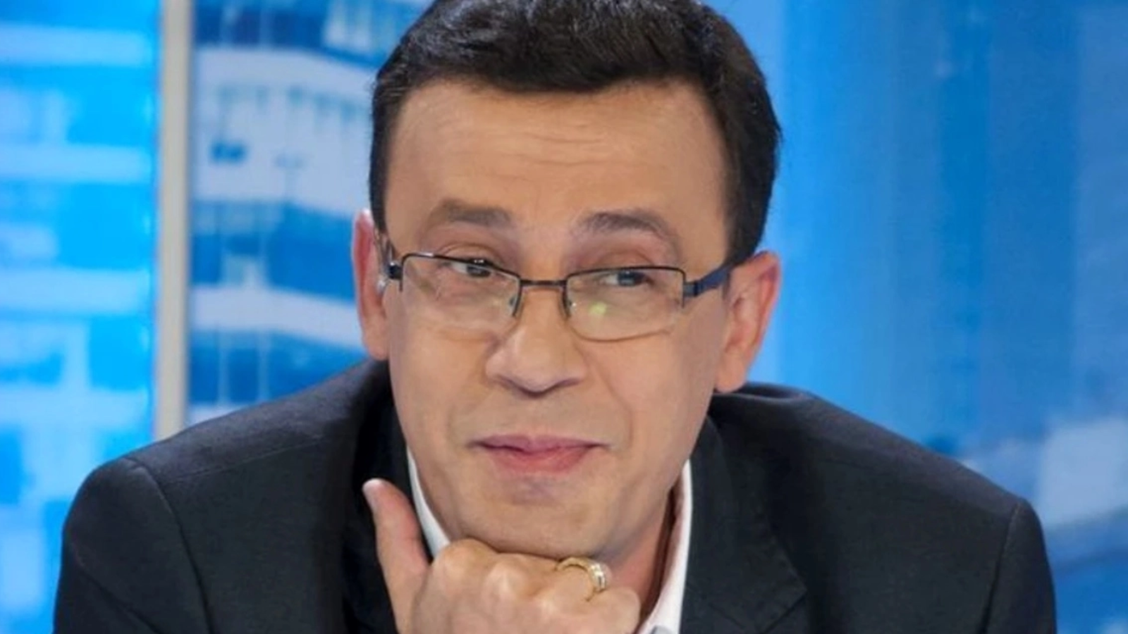 Jurnalistul Victor Ciutacu lansează acuzații grave la adresa unor figuri politice importante, afirmând că aceștia ar fi „săgeți” menite să îl atace pe primarul Capitalei, Nicușor Dan