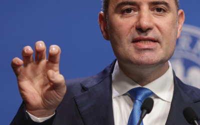 Ministrul Finanțelor, Alexandru Nazare, a declarat că următorul raport al agenției Fitch Ratings va reprezenta un test important pentru credibilitatea economică a României