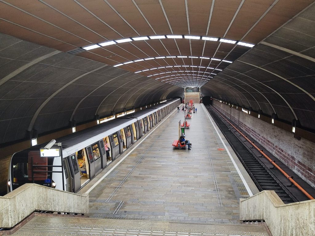 Transporturi în fierbere: Ministrul interimar trimite Corpul de Control la Metrorex