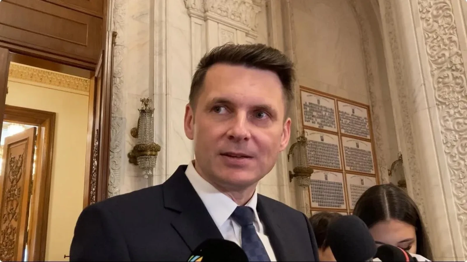 PNL exclude categoric orice colaborare cu PSD Președintele Senatului României, Mircea Abrudean, a clarificat poziția Partidului Național Liberal (PNL) în ceea ce privește posibilitatea unei coaliții cu Partidul Social Democrat (PSD)