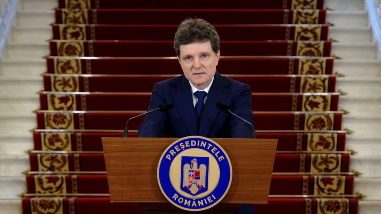Nicușor Dan anunță măsuri pentru întărirea apărării, după incidentul de la Galați Președintele Nicușor Dan a abordat situația generată de prăbușirea unei drone rusești în Galați, evidențiind planurile pentru consolidarea capacităților de apărare ale României