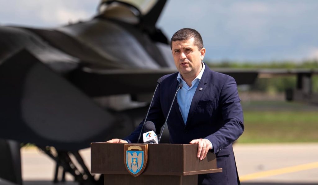 Radu Miruță, ministru în exercițiu, a dezvăluit recent că avionul în care se afla a fost afectat de un bruiaj GPS