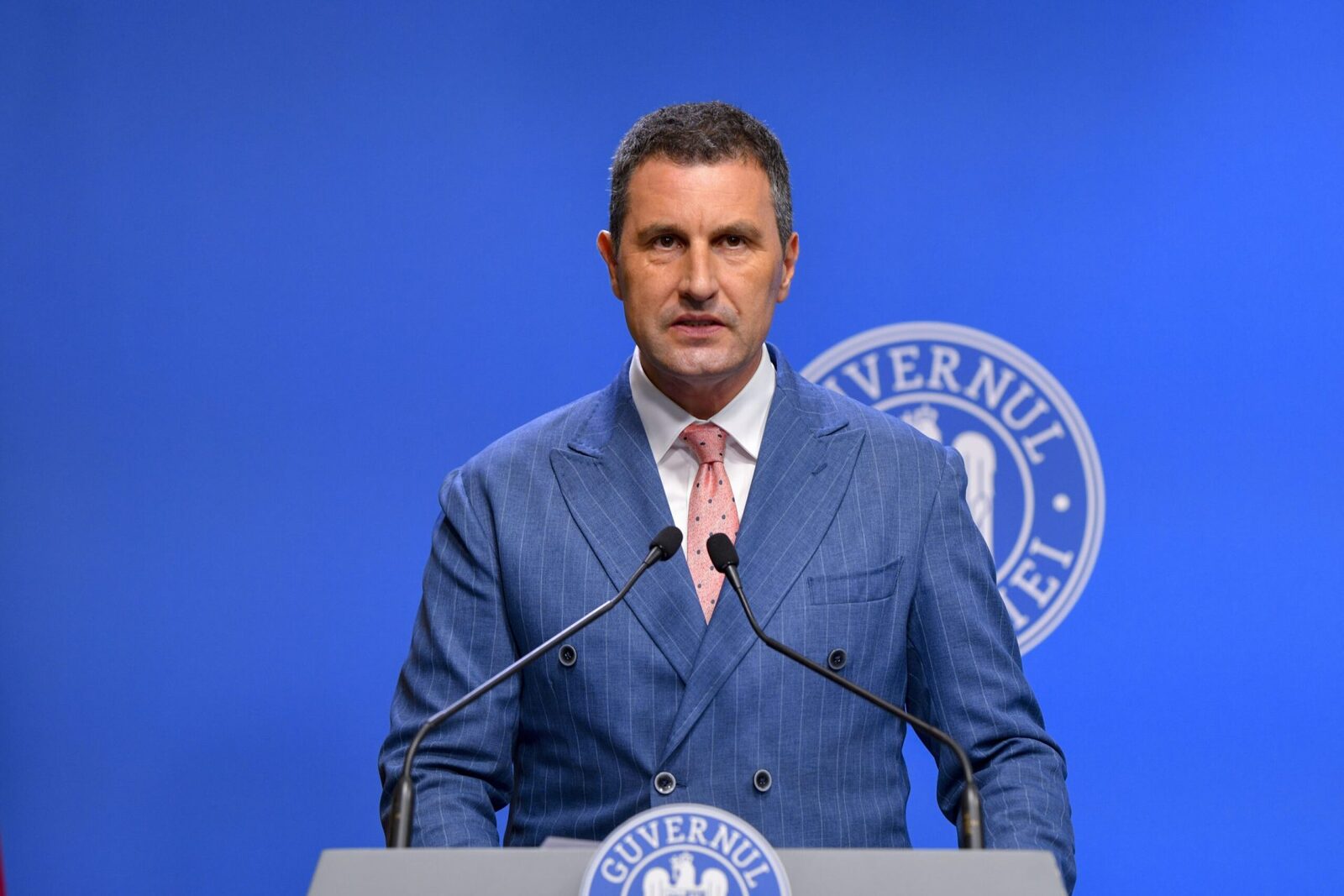 Ministrul interimar al Agriculturii, Tánczos Barna, a avut o întâlnire cu Ilie Bolojan la Ministerul Agriculturii, unde a discutat despre prioritățile pentru perioada următoare și despre noile reguli care se vor aplica fermierilor români