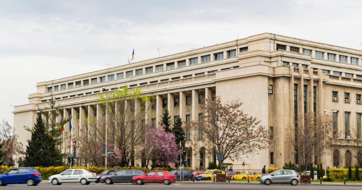 Sindicatul din Aparatul de lucru al Guvernului (SAALG) acuză vicepremierul Oana GHEORGHIU de atacuri la adresa angajaților guvernamentali, după ce aceasta ar fi catalogat organizația ca fiind „instrument politic”
