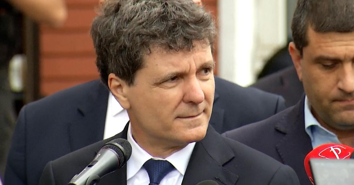Președintele Nicușor Dan discută cu Volodimir Zelenski după atacul cu dronă din Galați Președintele României, Nicușor Dan, a avut o convorbire cu președintele Ucrainei, Volodimir Zelenski, în urma atacului cu dronă rusească asupra unui bloc de locuințe din Galați