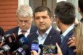 RADU MIRUȚĂ: Armata Română nu a eșuat, dar recunoaște lipsa de echipamente antidronă după incidentul de la Galați Ministrul Apărării Naționale, Radu Miruță, a declarat vineri la Galați că Armata Română nu a eșuat în misiunea de protejare a populației, în urma atacului cu dronă care a lovit un bloc de locuințe