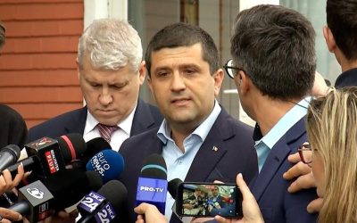 RADU MIRUȚĂ: Armata Română nu a eșuat, dar recunoaște lipsa de echipamente antidronă după incidentul de la Galați Ministrul Apărării Naționale, Radu Miruță, a declarat vineri la Galați că Armata Română nu a eșuat în misiunea de protejare a populației, în urma atacului cu dronă care a lovit un bloc de locuințe