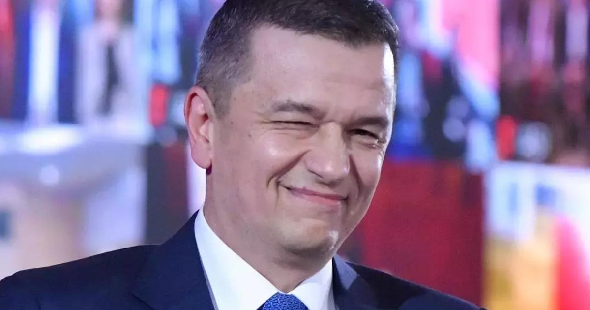 PSD Acuză Guvernul Bolojan de Recesiune Economică: Grindeanu lansează un atac dur Sorin Grindeanu, președintele Partidului Social Democrat (PSD), a lansat un atac dur la adresa premierului interimar Ilie Bolojan, acuzând guvernul de gestionarea defectuoasă a economiei