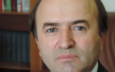 Astăzi se împlinesc 45 de zile de la căderea Guvernului Bolojan printr-o moțiune de cenzură, depășind astfel termenul constituțional maxim pentru exercitarea interimatului