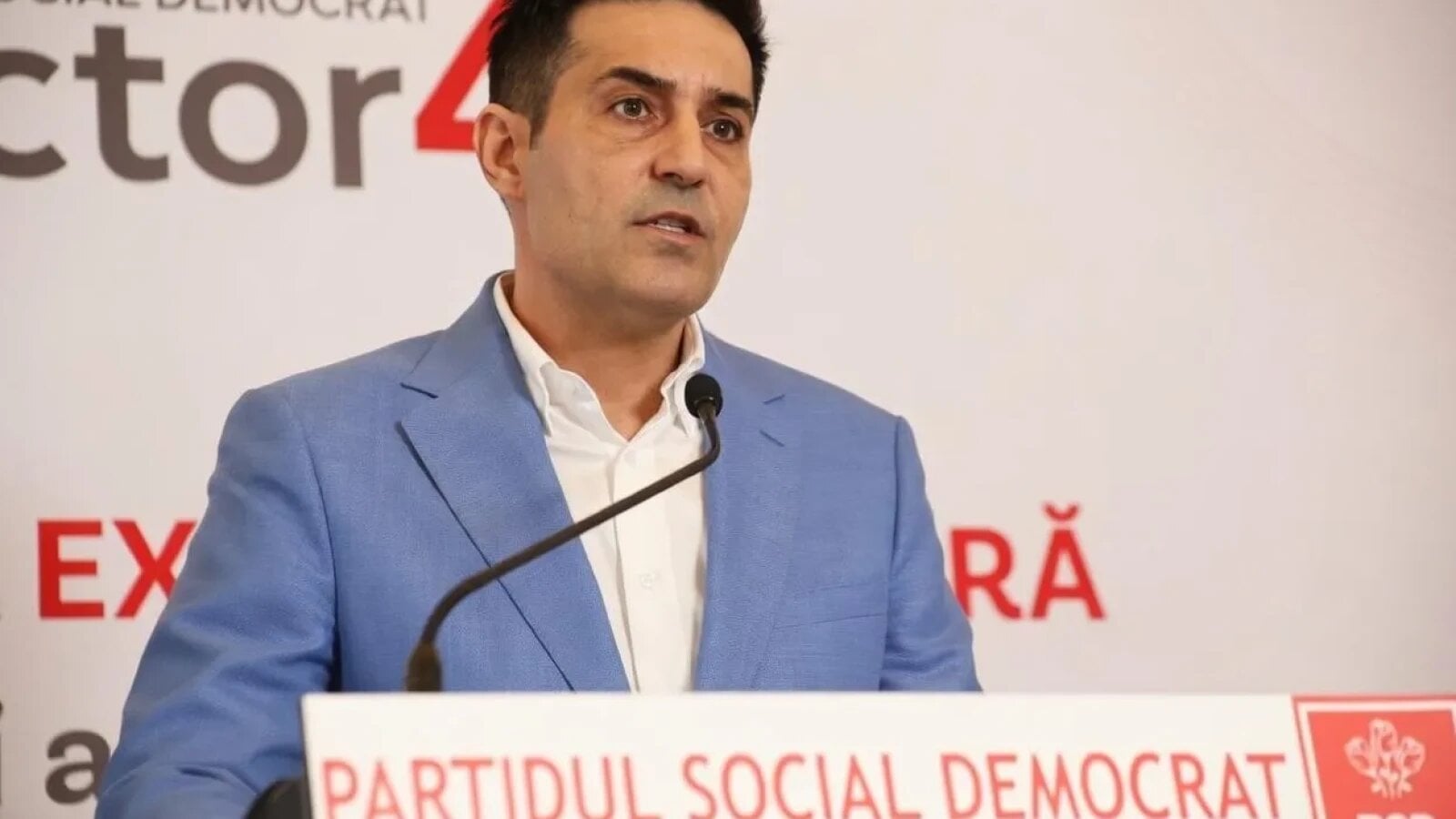 Manda acuză pe Bolojan: „V-ați dovedit un mincinos” Secretarul general al PSD, europarlamentarul Claudiu Manda, îl acuză pe Ilie Bolojan că, în ciuda imaginii pe care și-a construit-o ca om serios și riguros, s-a dovedit a fi un mincinos