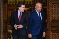 Blocaj politic total după consultările de la Cotroceni Preşedintele PNL, Ilie Bolojan, a declarat, vineri seară, că liberalii nu au promis un „cec în alb” pentru Sorin Grindeanu în vederea ieşirii din criza politică, ci un acord politic pe baza căruia se putea lua în considerare o decizie privind învestirea unui guvern