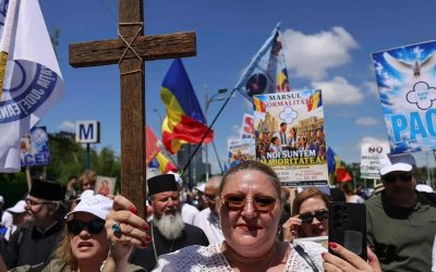 Diana Șoșoacă, europarlamentar și președinte al Partidului S.O.S