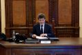 Președintele DAN Amână Desemnarea Premierului Pe Fondul Blocajului Politic Președintele Nicușor Dan nu va face anunțul privind desemnarea unui nou premier în zilele următoare, chiar dacă parlamentarii intră de miercuri în vacanța de vară