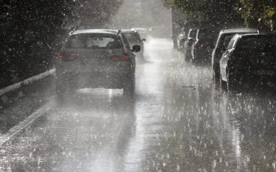 Ploi torențiale și grindină mare în Estul, Nordul Bucureștiului