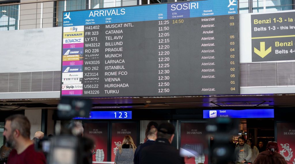Otopeni cedează programarea zborurilor britanicilor din cauza haosului