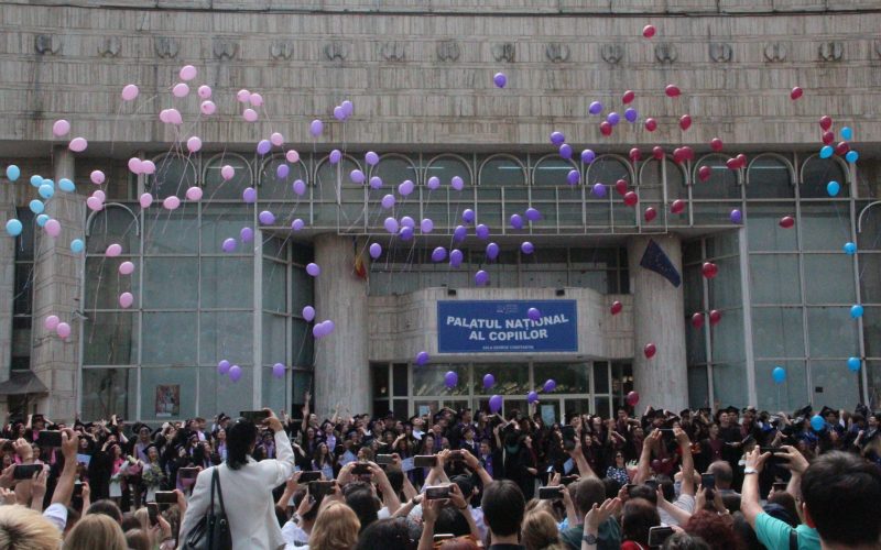 Opinie: Anii de liceu, o adolescență fără final