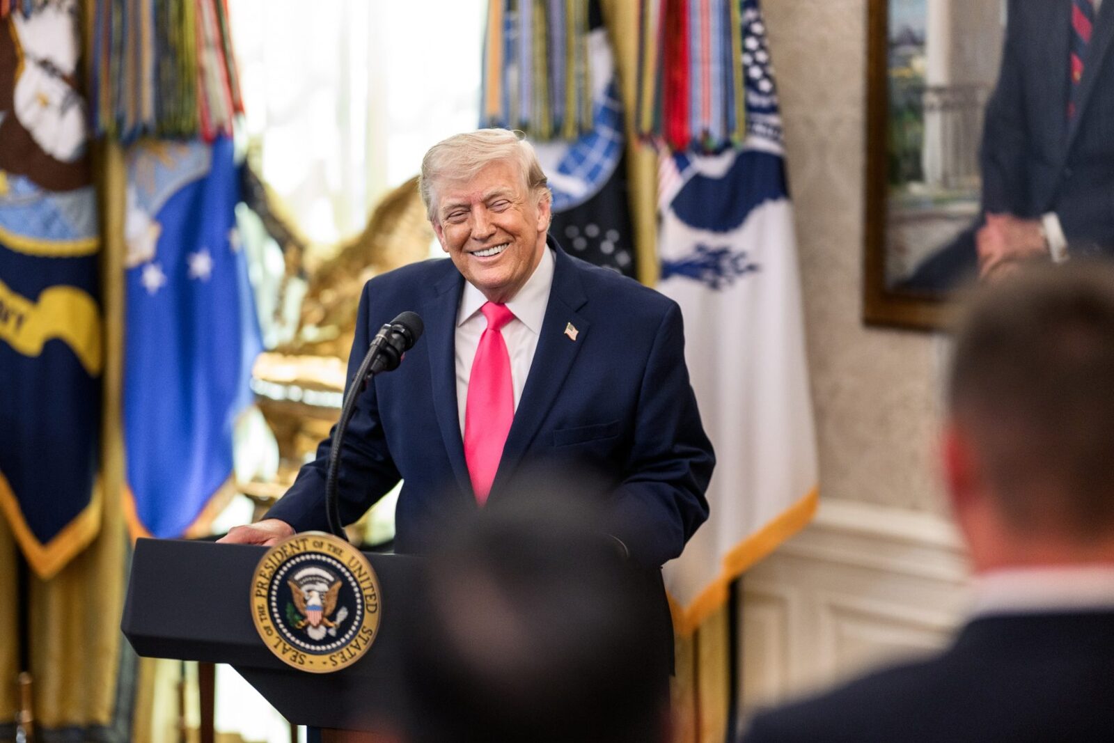 Trump: Războiul din Ucraina nu-i afectează pe americani, dar el rezolvă