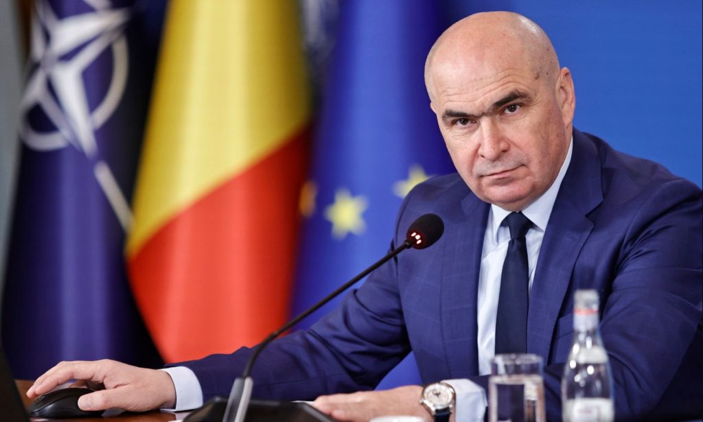Bolojan dezminte acuzațiile de negocieri secrete pentru guvern Ilie BOLOSAN, lider al PNL, a reacționat ferm la acuzațiile care circulă în spațiul public, negând cu vehemență orice implicare în negocieri secrete pentru formarea unui guvern tehnocrat sau pentru tranzacționarea de funcții