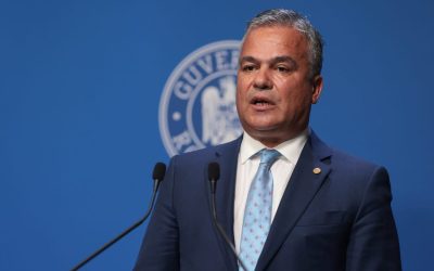 Adrian Veștea anunță depunerea programului de guvernare și a listei miniștrilor joi în Parlament Adrian Veștea, premierul desemnat, a declarat că programul de guvernare se află în „etapa finală de definitivare”, urmând ca joi dimineață, 18 iunie 2026, să depună în Parlament lista miniștrilor și planul de guvernare