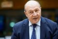 Traian Băsescu a lansat critici vehemente la adresa negocierilor pentru formarea noului Cabinet, invocând riscuri majore pentru stabilitatea politică și financiară a țării