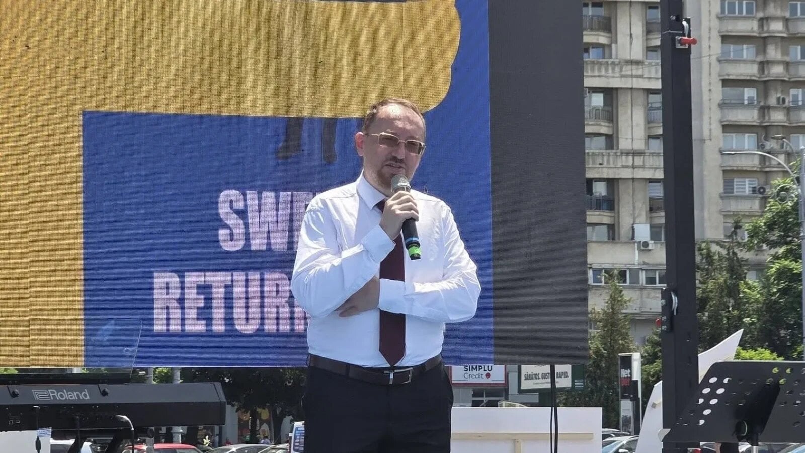 Senatul român, prin vocea senatorului Clement Sava, viceliderul Grupului PACE Întâi România, și-a arătat sprijinul ferm pentru familia Samson, cu ocazia protestului organizat în București