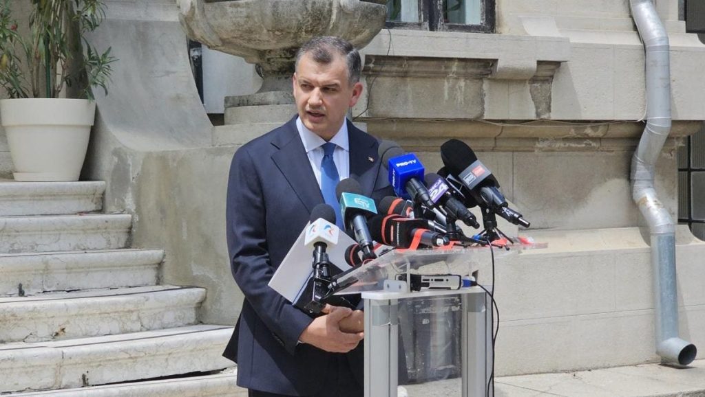 Mihai Ghyka, descendent al lui Grigore Ghika, propus pentru Ministerul Culturii în Guvernul Tomac Mihai Ghyka, 55 de ani, un nume care evocă noblețea istorică prin descendența sa din ultimul Domnitor al Moldovei, Grigore Ghika, a fost propus pentru funcția de ministru al Culturii în viitorul guvern condus de premierul desemnat Eugen Tomac