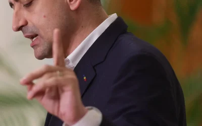 George Simion, liderul AUR, a lansat sâmbătă un atac frontal la adresa Guvernului Ciucă, acuzând autoritățile că deschid larg ușa românilor să muncească în străinătate, în timp ce țara importsă masiv forță de muncă din afara Uniunii Europene