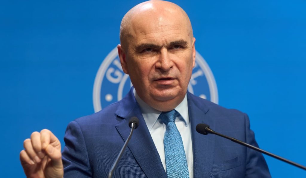 PNL analizează atitudinea față de Guvernul Tomac după consultări Conducerea Partidului Național Liberal va discuta luni, la ora 11.00, cu premierul desemnat Eugen Tomac, despre propunerea sa de guvernare