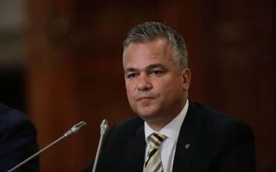 Premierul desemnat Adrian VEȘTEA este încrezător înaintea negocierilor pentru formarea noului Guvern și nu ia în calcul un eșec la votul de învestire