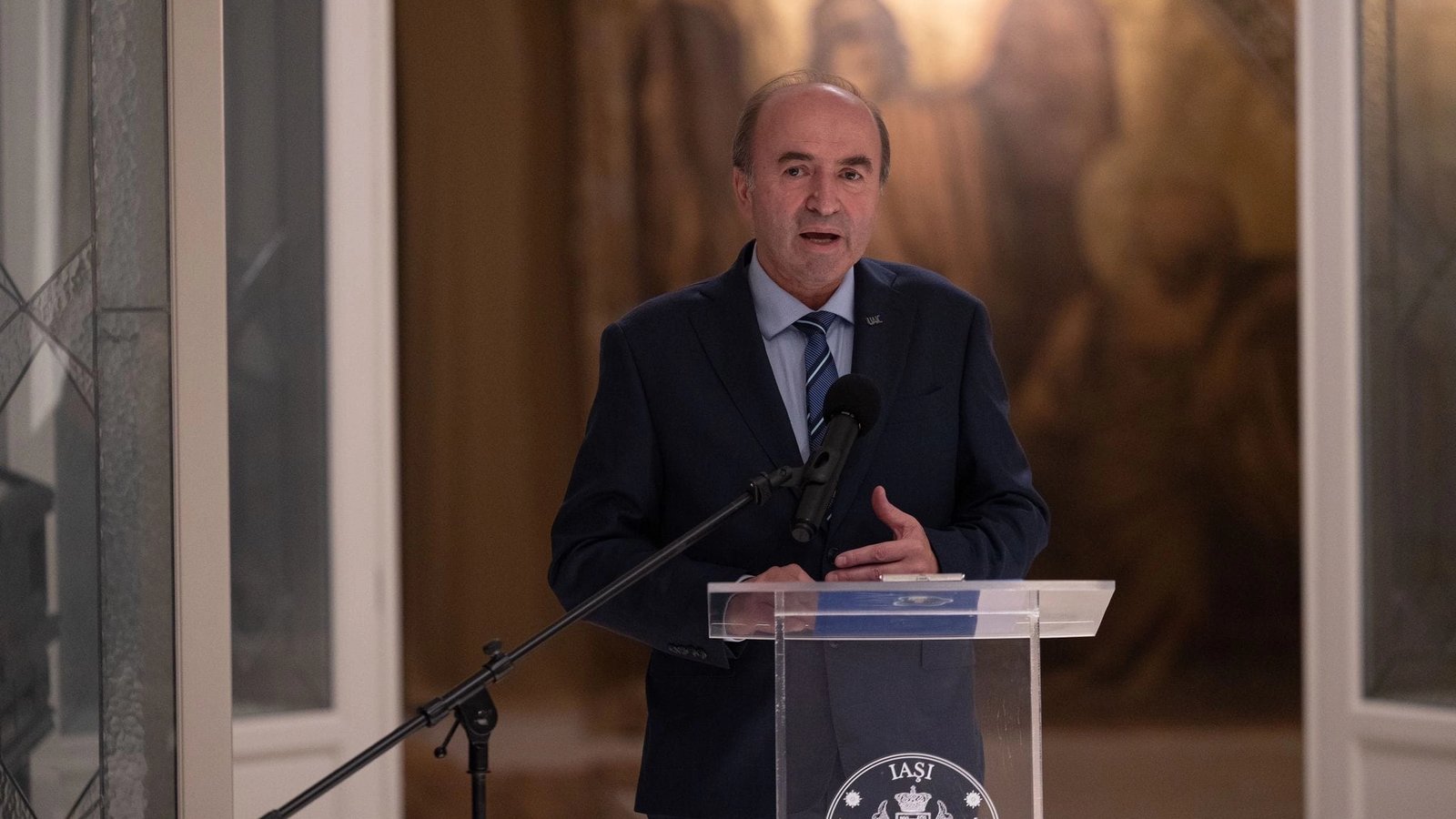 Fostul ministru al Justiției, Tudorel Toader, a declarat la Antena 3 CNN că motivarea Curții de Apel Timișoara indică încetarea mandatului de primar al Timișoarei pentru Dominic Fritz, în urma deciziei definitive a Înaltei Curți de Casație și Justiție