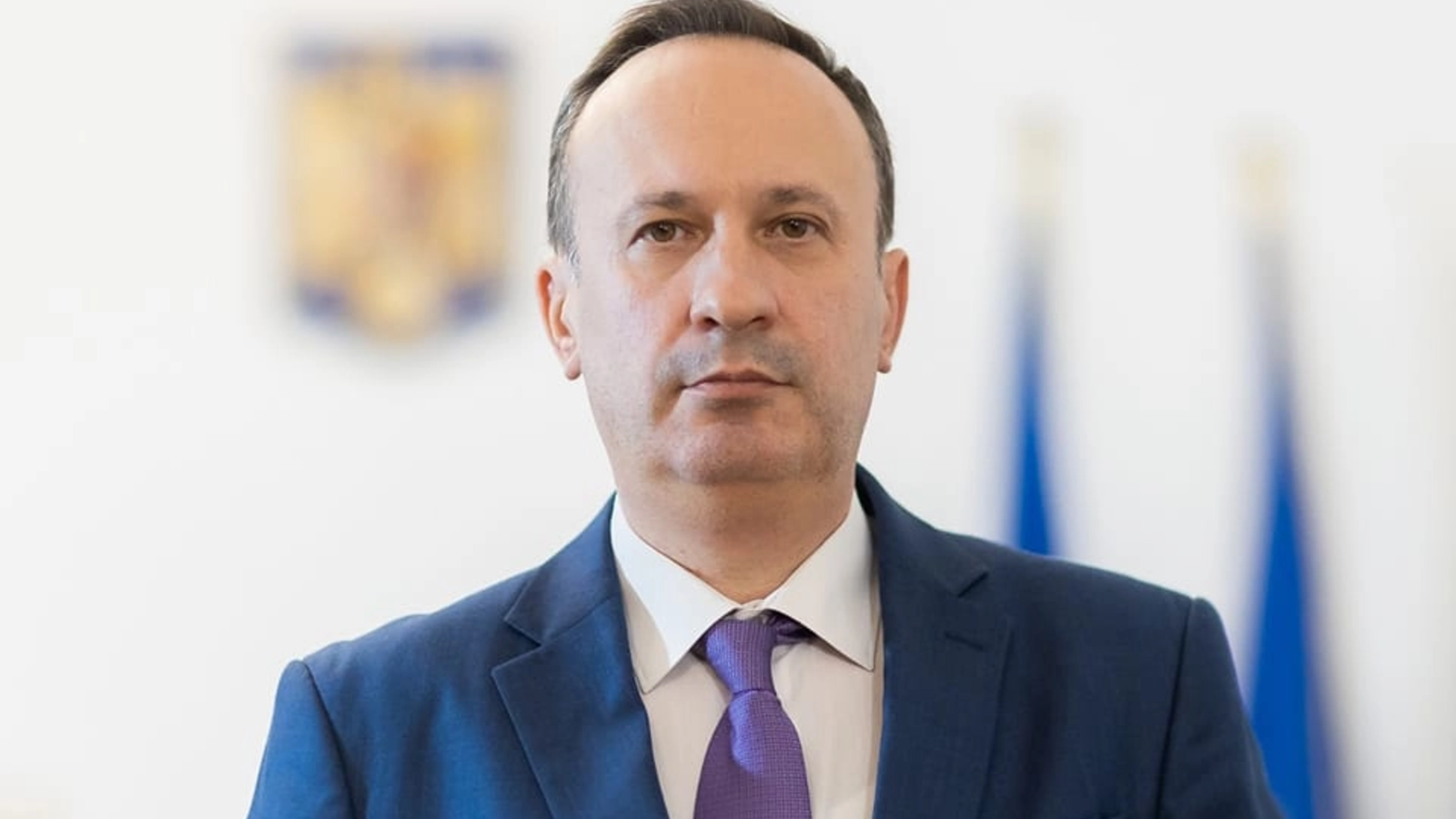 Parlamentarul PSD, Adrian Câciu, lansează un apel către președintele Klaus Iohannis și către liderii coaliției: în cazul în care Guvernul Adrian Veștea nu va obține votul de învestitură în Parlament, propunerea este de a merge în fața electoratului