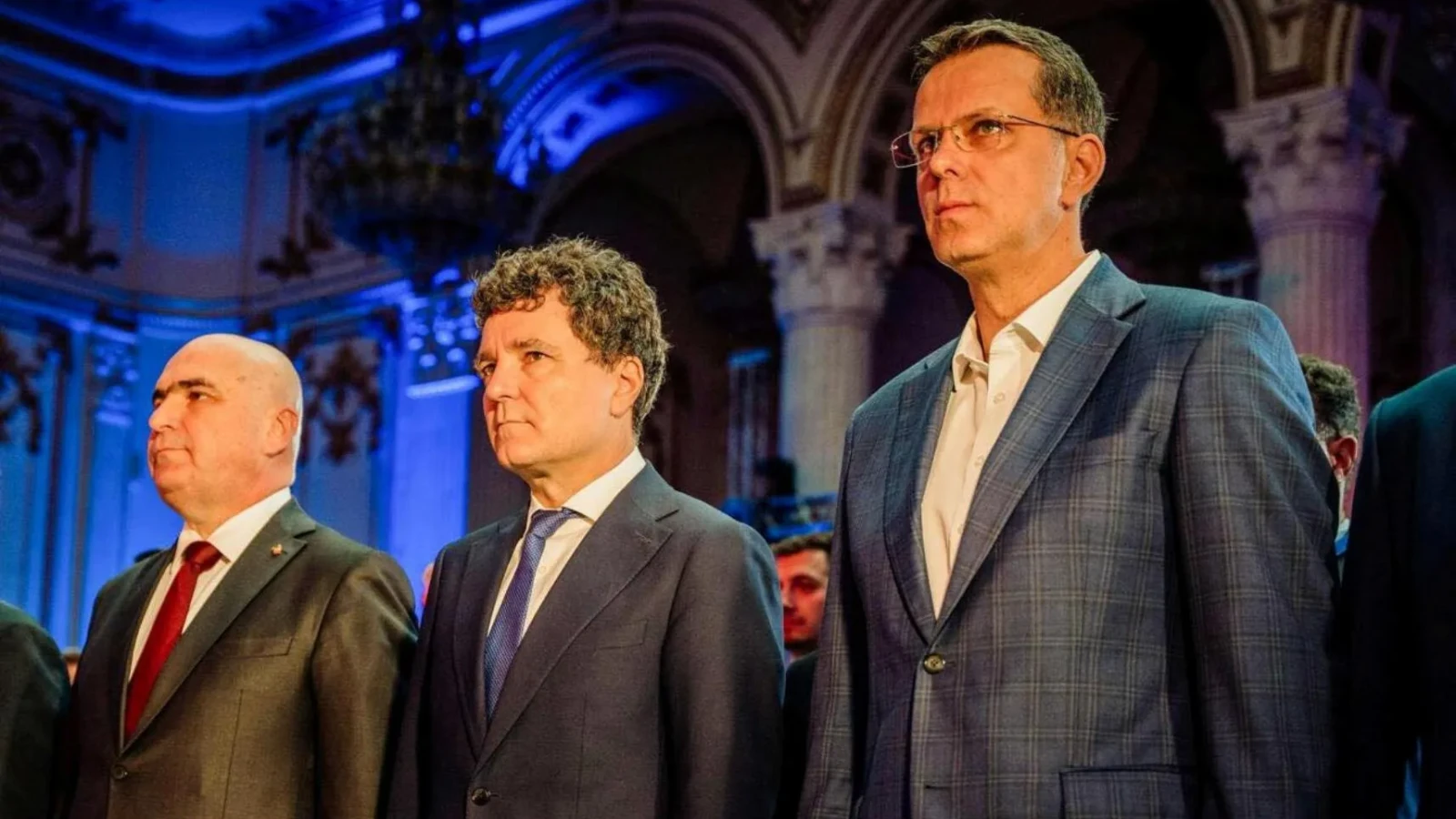 Fostul consilier prezidențial Sebastian LĂZĂROIU a oferit o analiză detaliată asupra contextului politic din România, concentrându-se pe divergențele dintre primarul general Nicușor Dan și primarul din Oradea, Ilie BOLDOJAN, dar și pe ambițiile politice ale președintelui în raport cu Republica Moldova