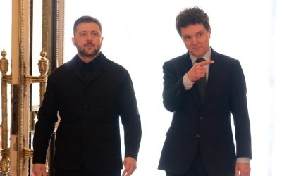 Ucraina a anunțat explozia de la Constanța cu doar 26 de minute înainte Președintele Nicușor Dan a recunoscut, după ședința dedicată incidentului cu dronele marine ucrainene în Portul Constanța, că partea ucraineană a notificat România abia cu 26 de minute înainte ca un astfel de dispozitiv să explodeze