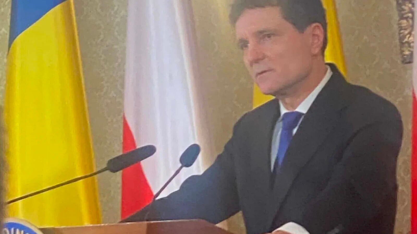 Ucraina și Republica Moldova au făcut un pas major spre aderarea la Uniunea Europeană, după ce statele membre UE au convenit deschiderea primului cluster de negocieri, axat pe valorile fundamentale