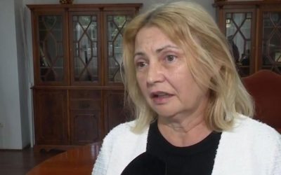 Prefectul de Timiș, Elena Micicoi, demisionează după percheziții DNA în dosar de fraudă cu fonduri europene Elena Micicoi, prefectul județului Timiș din partea USR, și-a anunțat demisia din funcție în urma perchezițiilor efectuate de Procuratura Europeană într-un dosar ce vizează posibile fraude cu fonduri europene