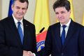 Eugen Tomac, premier desemnat, a trimis lista de nominalizări pentru portofolii, în ciuda anunțurilor ambigue ale principalelor partide, încercând să construiască o majoritate parlamentară