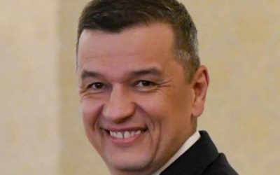 PSD lansează noi atacuri la adresa USR și a lui Bolojan Liderul PSD, Sorin GRINDEANU, a atacat frontal USR și pe Gavril BOLOIJAN, pe care i-a acuzat de inconștiență și de blocarea procesului politic