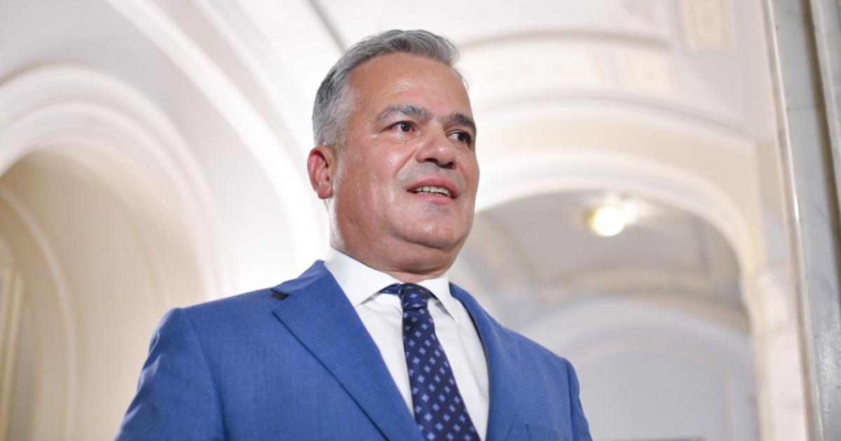 Congresul PNL, validat în ciuda criticilor vehemente Decizia de convocare a Congresului extraordinar al Partidului Național Liberal a fost aprobată, surse politice anunțând 566 de voturi pentru, 97 împotrivă și 18 abțineri