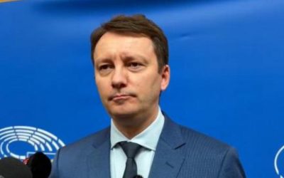 Grindeanu, ținta criticilor liberale după blocajul politic n Siegfried Mureșan, europarlamentar PNL, a criticat vehement poziția lui Sorin Grindeanu, președintele PSD, reacționând la declarațiile acestuia privind eșecul formării unui nou guvern