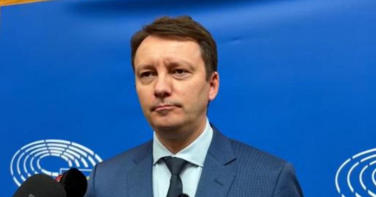 Grindeanu, ținta criticilor liberale după blocajul politic n Siegfried Mureșan, europarlamentar PNL, a criticat vehement poziția lui Sorin Grindeanu, președintele PSD, reacționând la declarațiile acestuia privind eșecul formării unui nou guvern