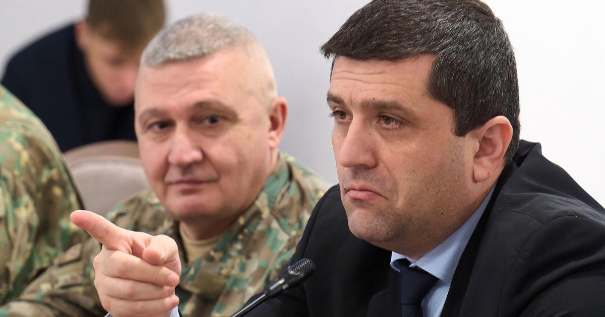 România nu dispune, în prezent, de echipamente militare capabile să detecteze dronele care survolează spațiul aerian național, a declarat ministrul Apărării, RADU MIRUȚĂ