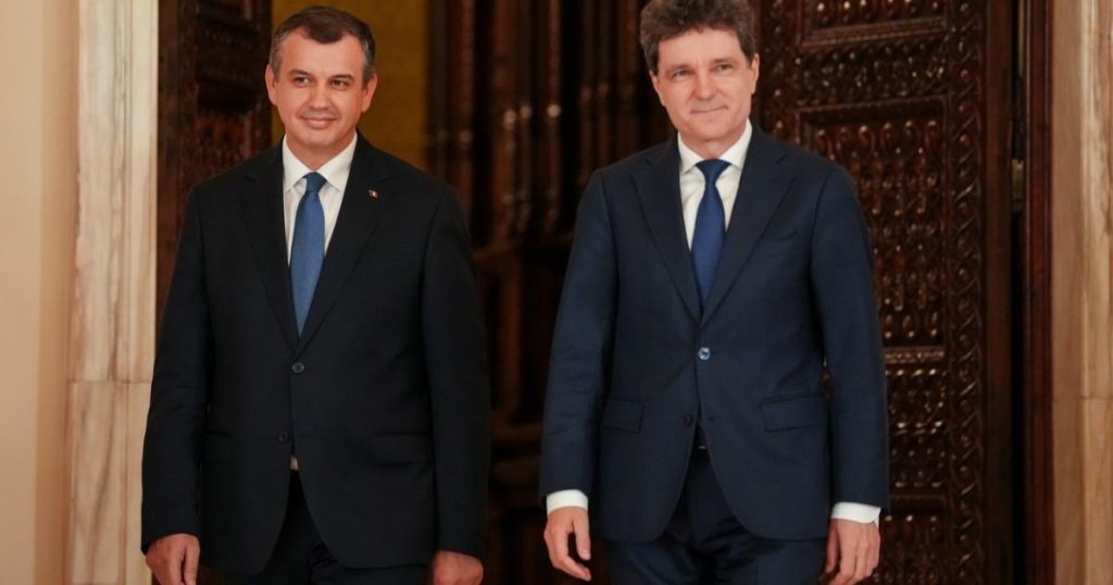 Premierul desemnat Eugen Tomac a deslușit zvonurile privind o eventuală demisie, catalogându-le drept false și reafirmându-și angajamentul de a duce la bun sfârșit mandatul încredințat de președintele Nicușor Dan