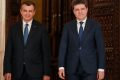 Premierul desemnat Eugen Tomac a deslușit zvonurile privind o eventuală demisie, catalogându-le drept false și reafirmându-și angajamentul de a duce la bun sfârșit mandatul încredințat de președintele Nicușor Dan