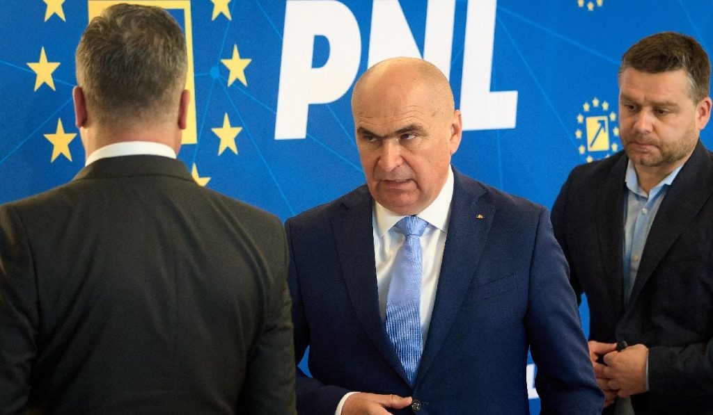 PNL, ședință de urgență luni, după desemnarea lui Veștea Partidul Național Liberal (PNL) a convocat o ședință extinsă a Biroului Politic Național pentru luni, ora 17:00, la sediul din Camera Deputaților