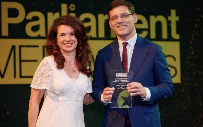 Europarlamentarul Victor Negrescu, recompensat pentru excelență și colaborare Victor Negrescu a fost distins cu premiul pentru excelență și colaborare larecenta gală „Europarlamentarul Anului”