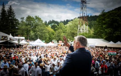 Orban la Tușnad: Tinerii maghiari, misiune istorică; UE nu are viitor
