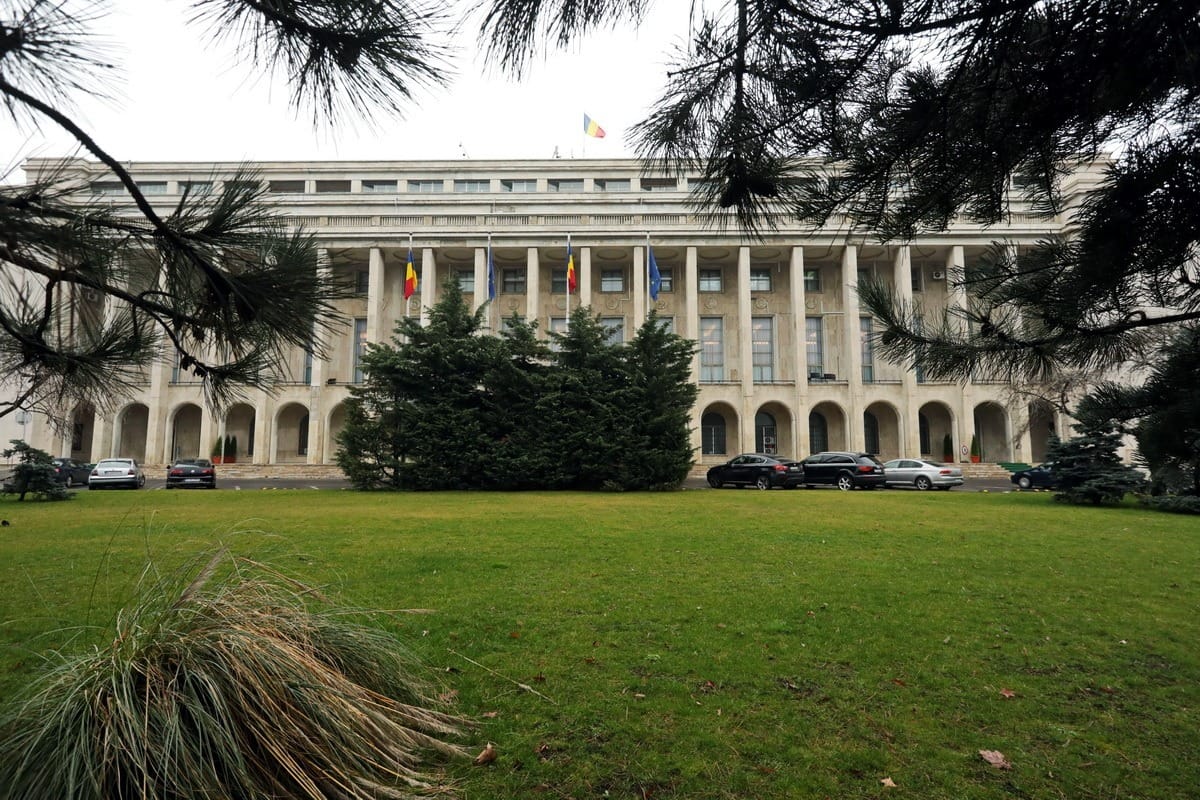 Sindicatele cer PSD și PNL legea salarizării, celeritate